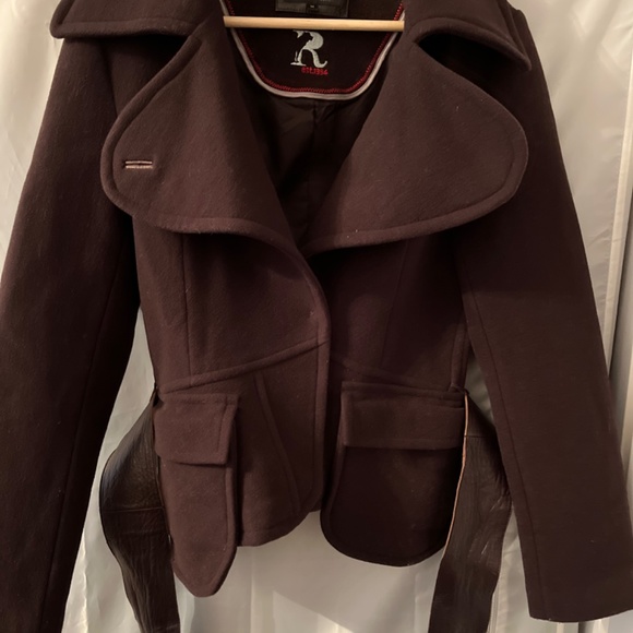 Coat - Picture 2 of 8